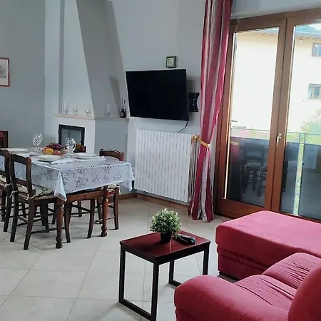Casa Svetik Apartment Saló